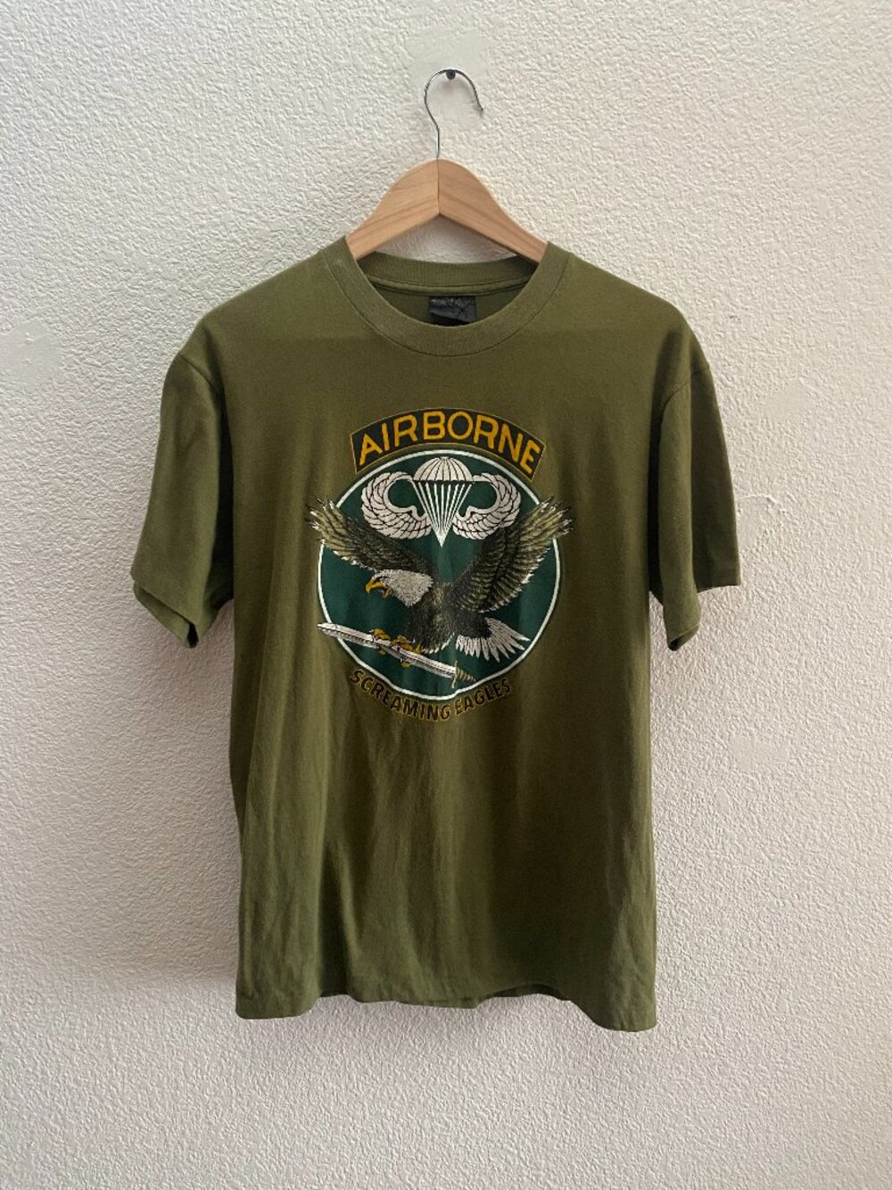 Vintage 80s Airborne Screaming Eagles Single Stitch T-Shirt Men's Medium Green